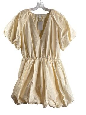 H&M Cream V-Neck Short Sleeve Mini Bubble Hem Dress NWT